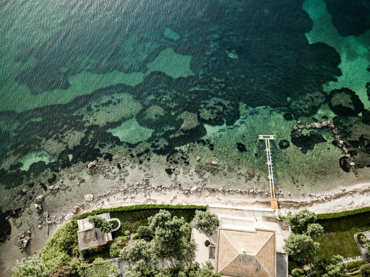 Seven Keys Luxury Suites Achilleion ภายนอก รูปภาพ