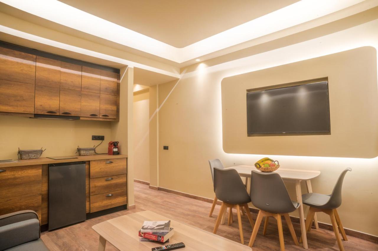 Seven Keys Luxury Suites Achilleion ภายนอก รูปภาพ