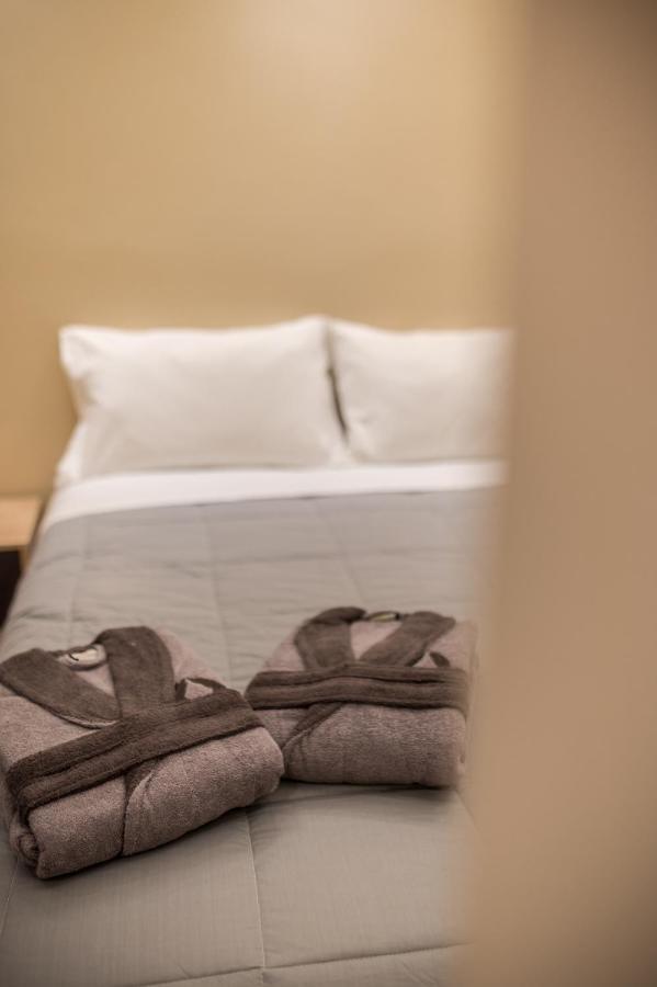 Seven Keys Luxury Suites Achilleion ภายนอก รูปภาพ