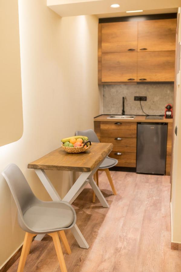 Seven Keys Luxury Suites Achilleion ภายนอก รูปภาพ
